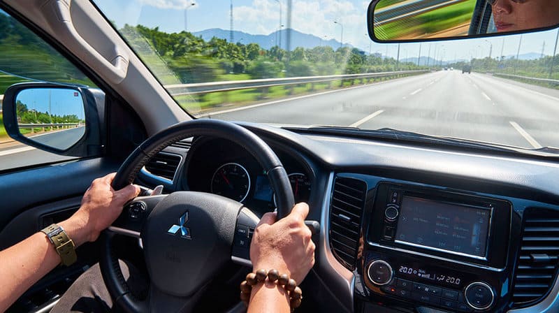 Nên chạy thử xe trước khi quyết định thuê