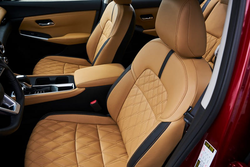 Kiểm tra nội thất xe ban đầu sẽ giúp đảm bảo quyền lợi cho người thuê và bên cho thuê