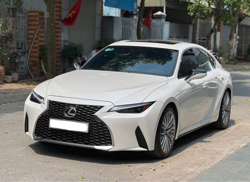 Xe Camry, Lexus đẳng cấp dành cho khách VIP