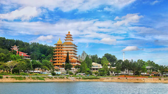 Top 6 Ngôi Chùa Linh Thiêng Ở An Giang Nên Đến Mùa Vu Lan