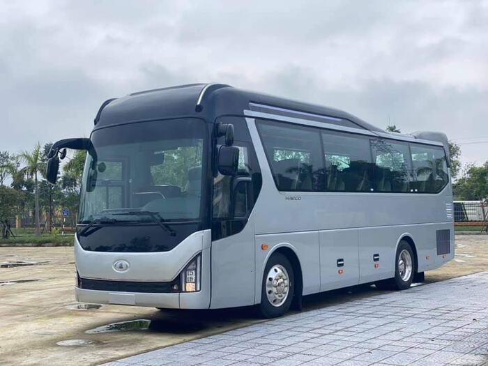 Bảng giá xe chạy sự kiện đi Vĩnh Long