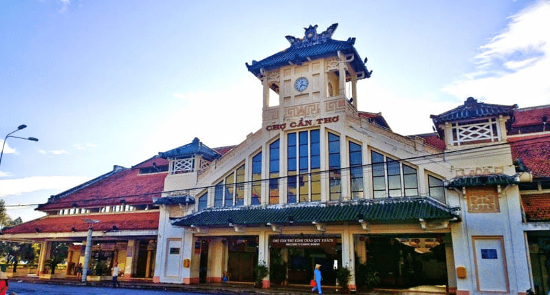 Kiến trúc cổ độc đáo của chợ đêm Cần Thơ