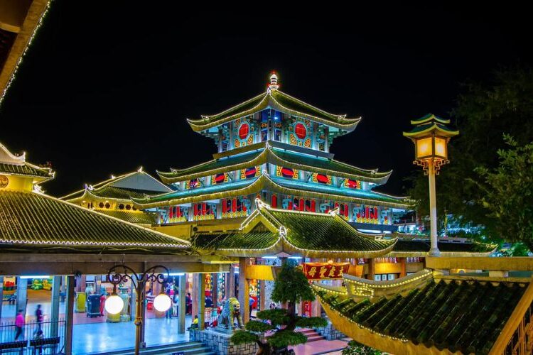 Thuê Xe Limousine Cần Thơ Đi Sân bay Tân Sơn Nhất 2 Ngày 1 Đêm