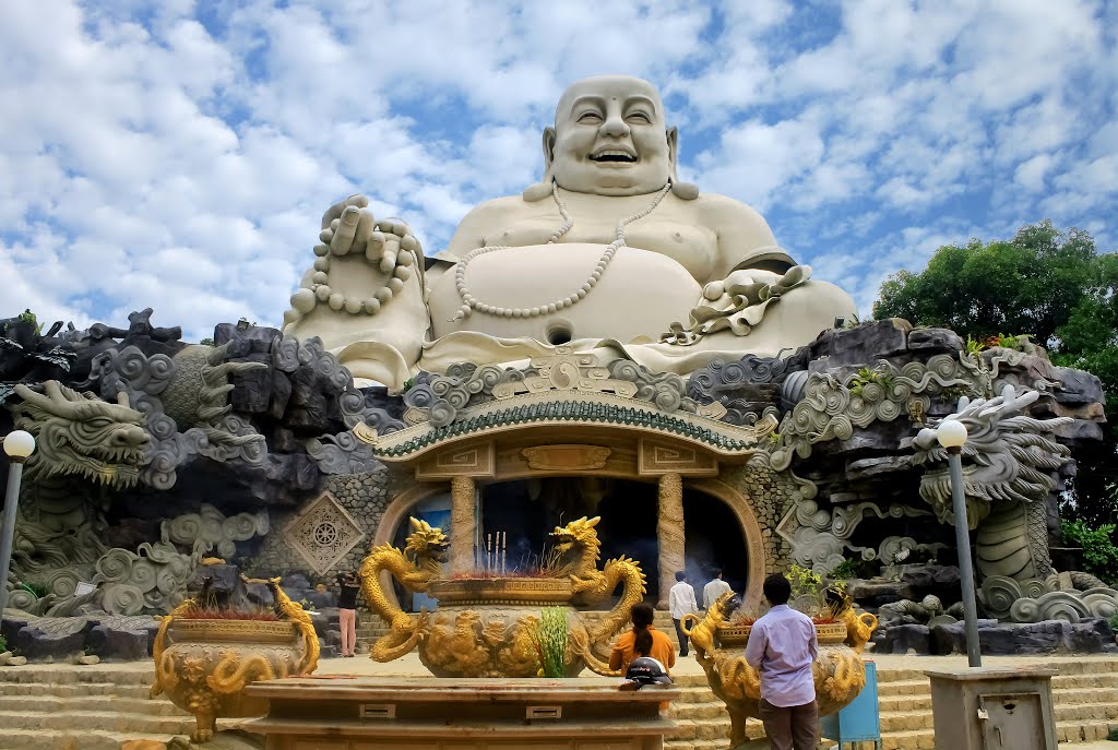 Thuê xe Sài Gòn đi Châu Đốc chùa Bà✅ giá rẻ nhất thị trường